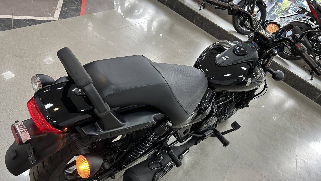 Bajaj Avenger Street 220